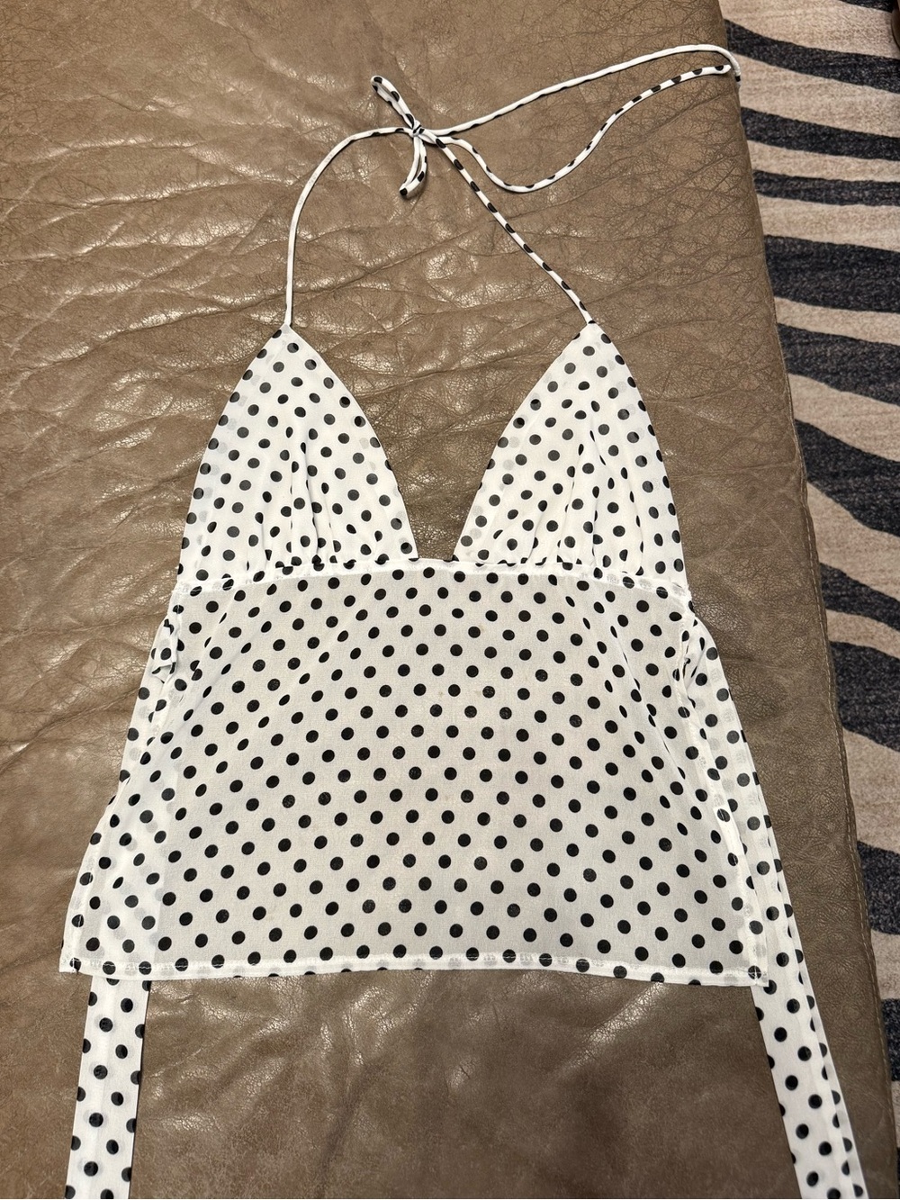 Backless halter top